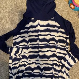 NWOT lularoe Amber hoodie
